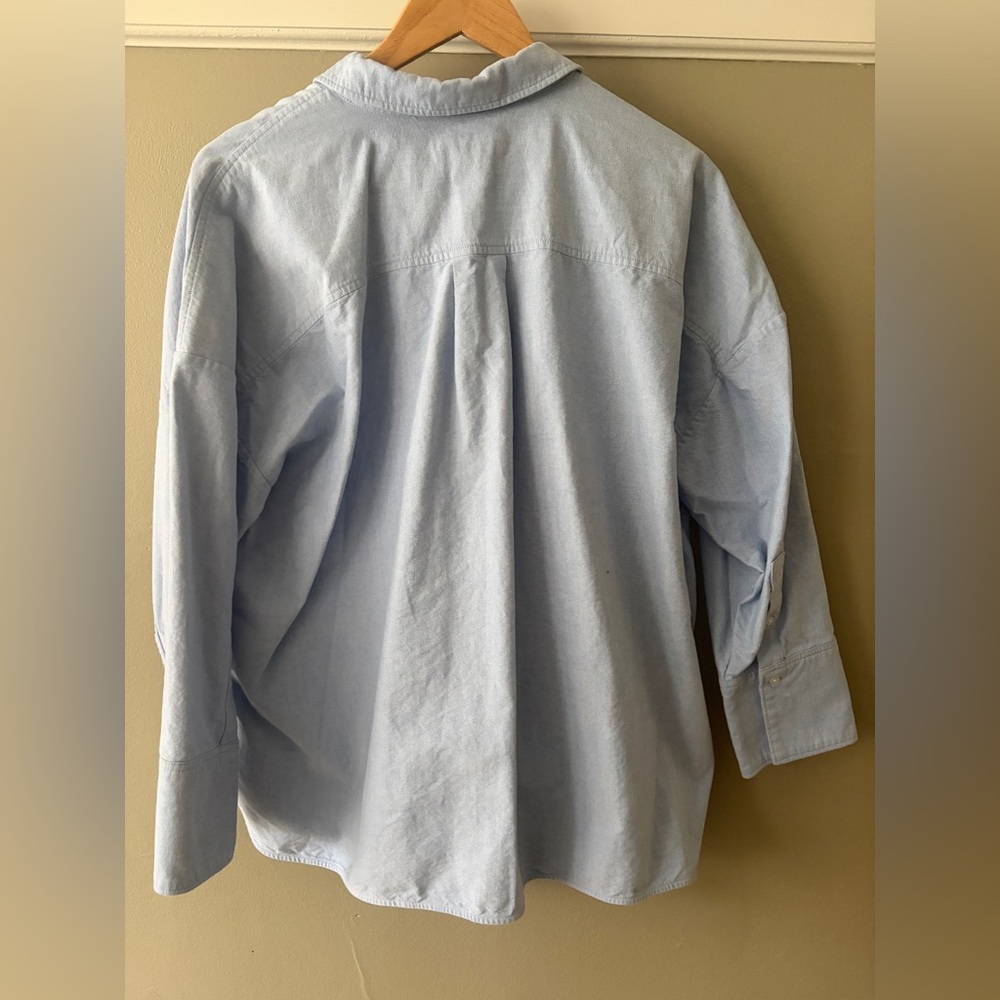 Everlane Light Blue Button-Up Cotton Shirt - Picture 2 of 2